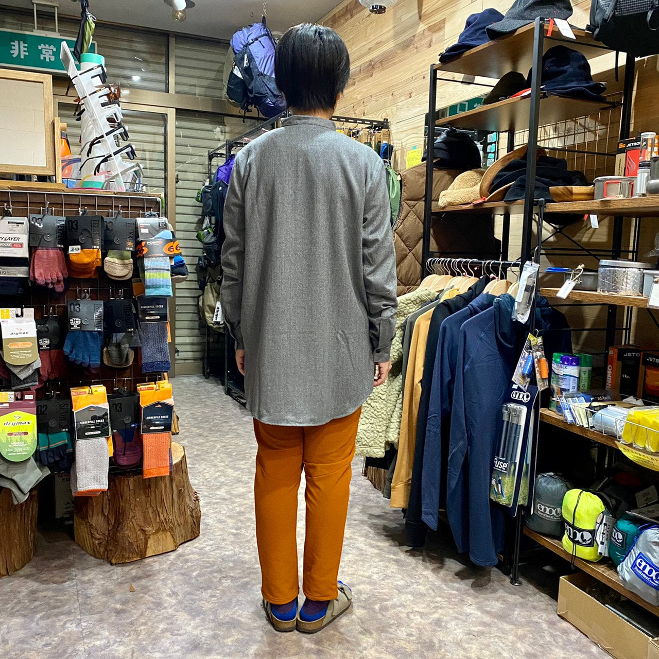 Ws Desoli Shirt(メリノウール/お尻隠れる丈)【HOUDINI】