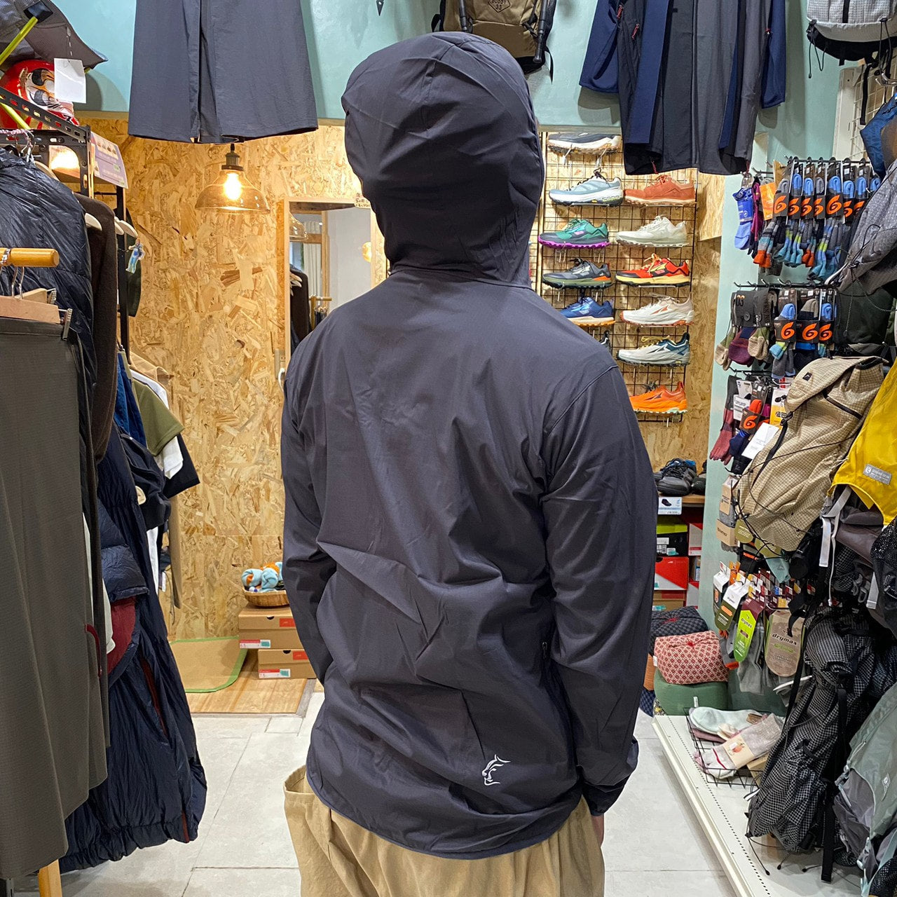 Wind River Hoody Men(通気性のあるウインドシェル/ストレッチ/撥水/軽量)【Teton Bros.】