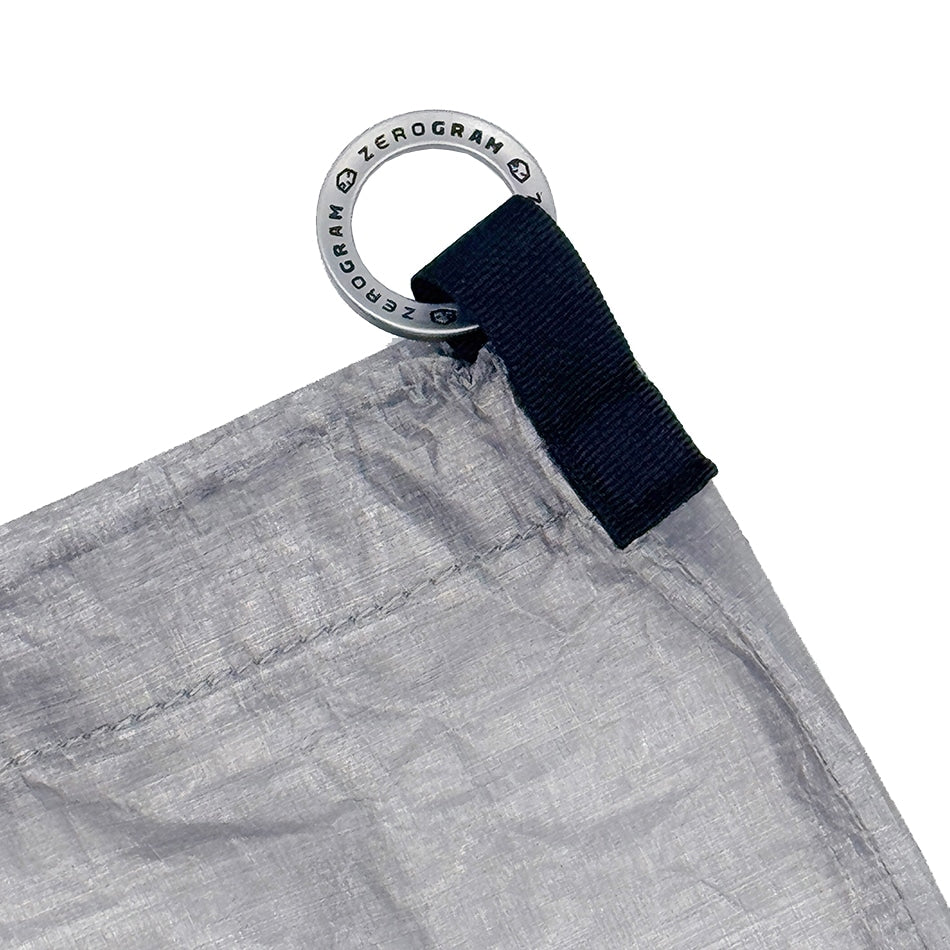 StuffSack 8L with Dyneema®（ダイニーマ素材のスタッフサック）【ZEROGRAM】