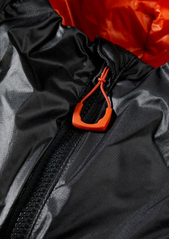 Generator Alpine Jacket（最もあたたかいインシュレーション）【Rab】