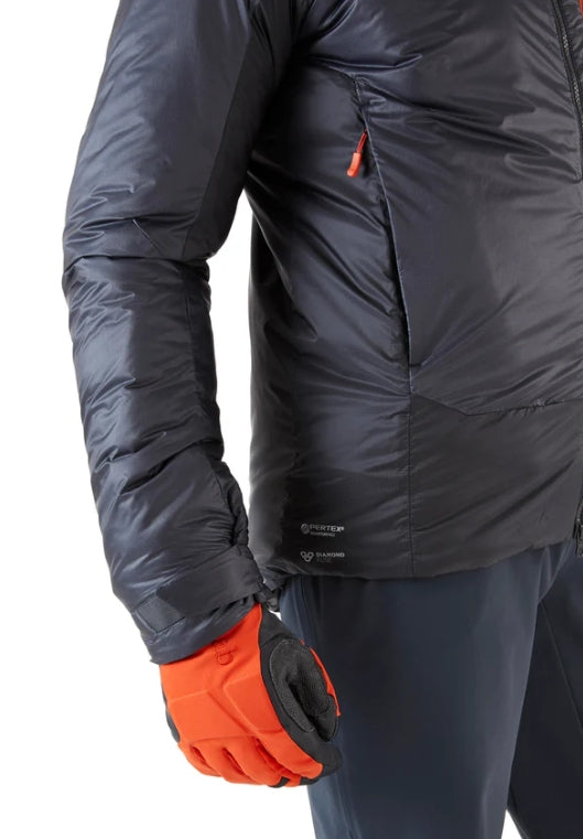 Generator Alpine Jacket（最もあたたかいインシュレーション）【Rab】