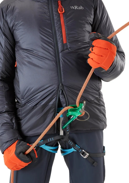 Generator Alpine Jacket（最もあたたかいインシュレーション）【Rab】