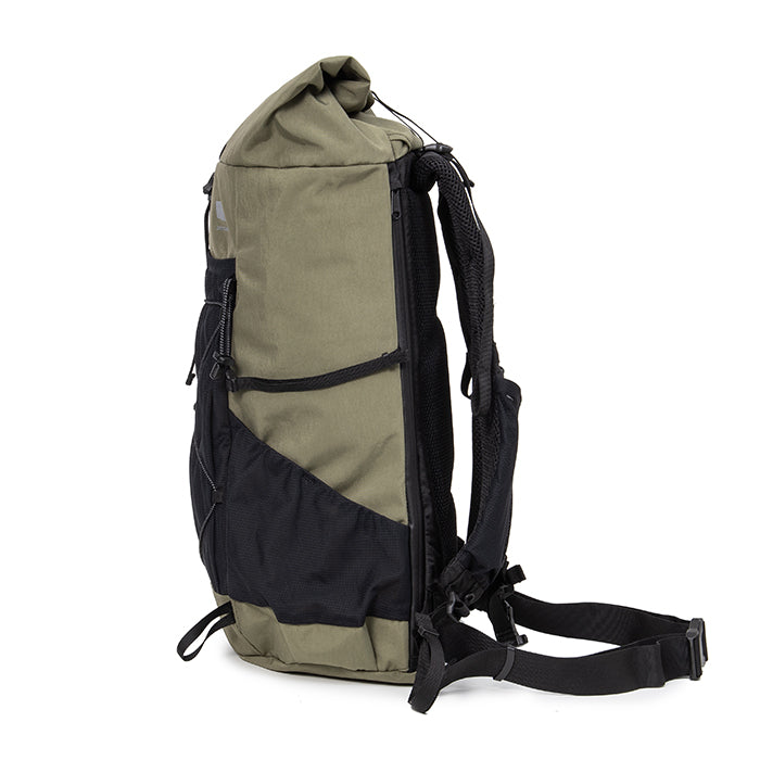 Yaki Backpack 30L（登山からタウンユースまで）【ZEROGRAM】