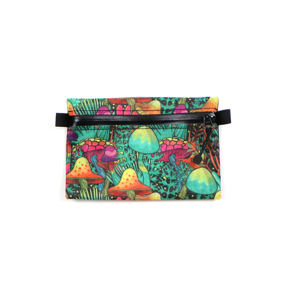 PRINTED ZIPPER POUCHES AKA HIKER WALLETS（防水／ミニポーチ）【LiteAF】