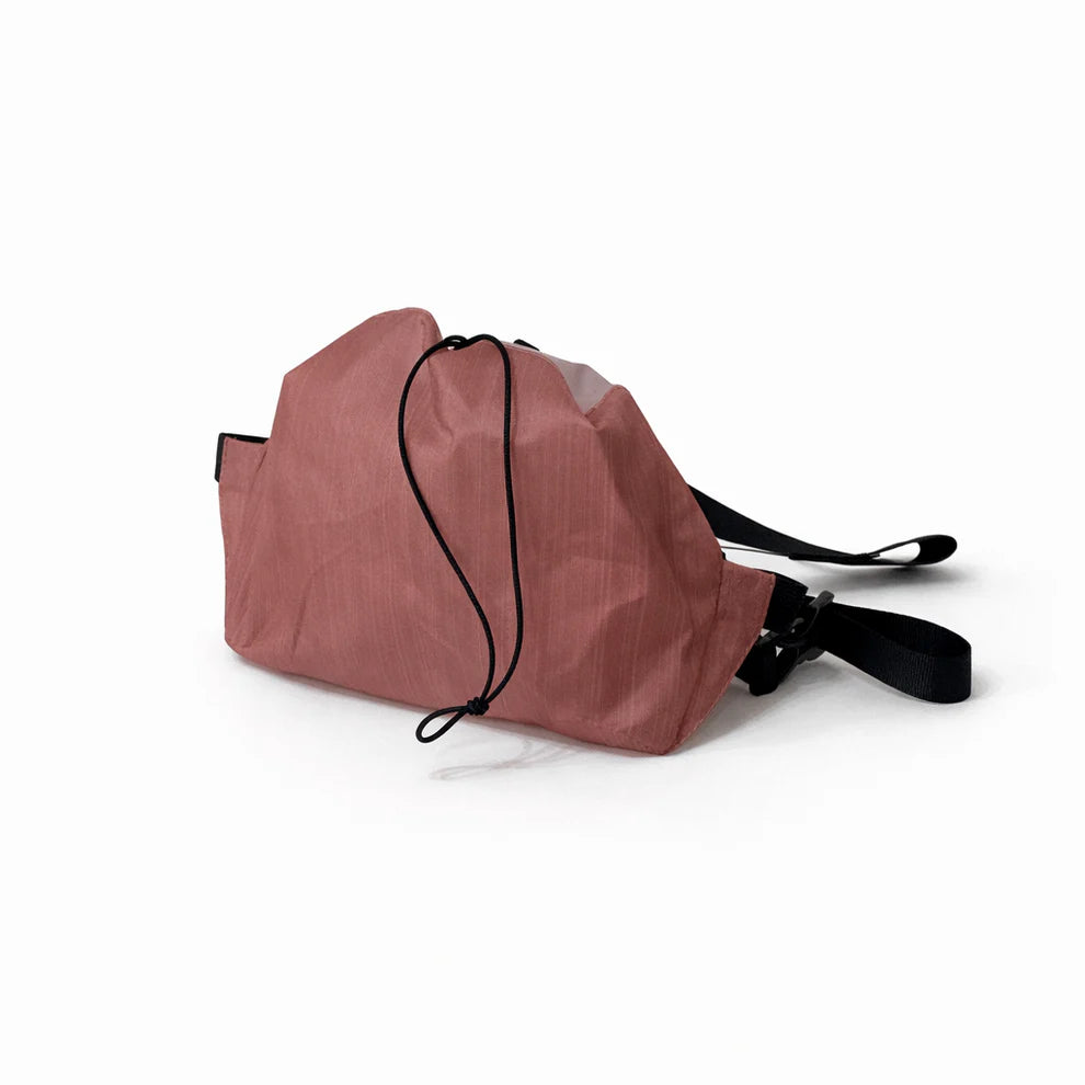 Henchman Bag（ジッパーから解放されたウエストバッグ）【Shelt】