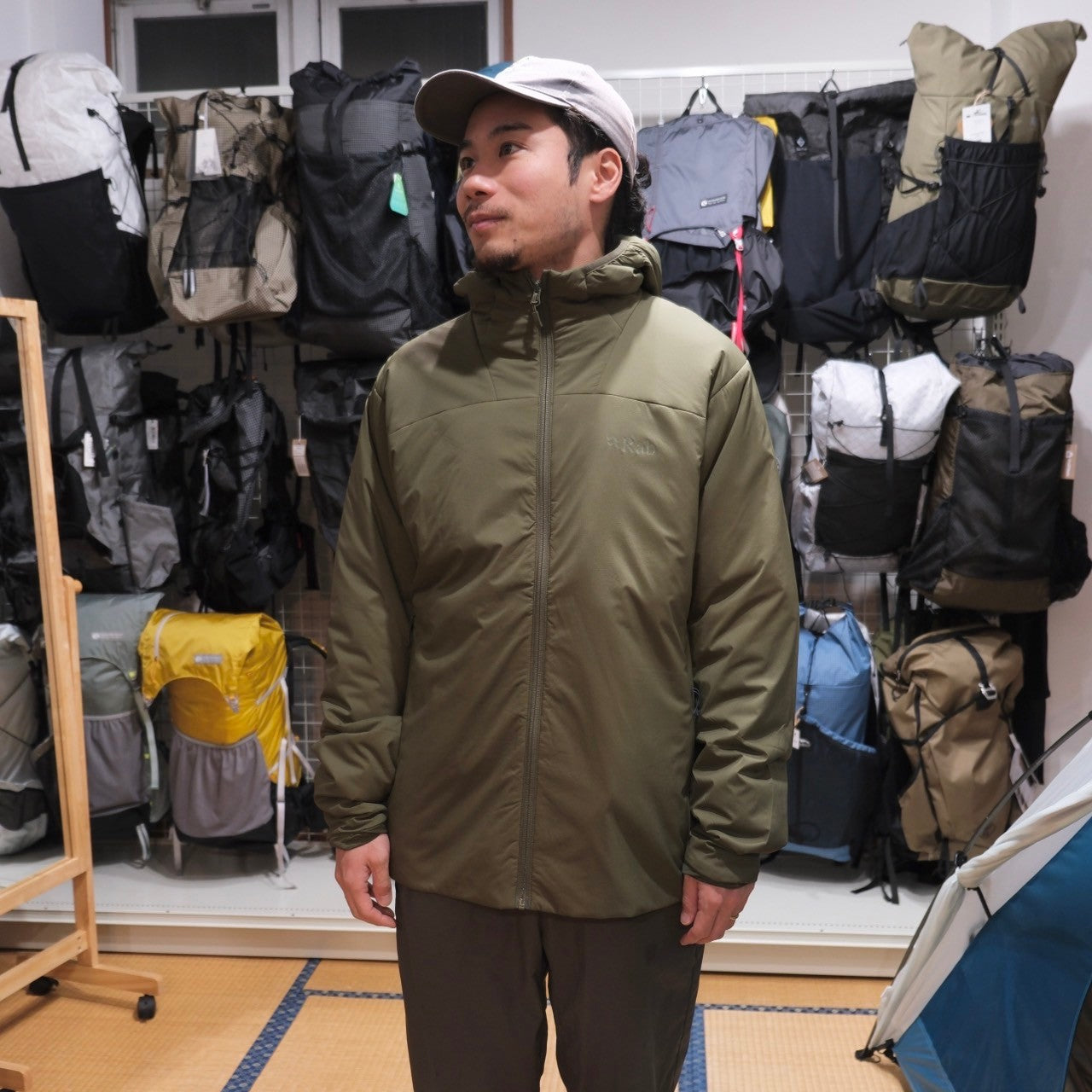 Xenair Alpine Light Jacket Men's（軽量/中綿/断熱）【Rab】