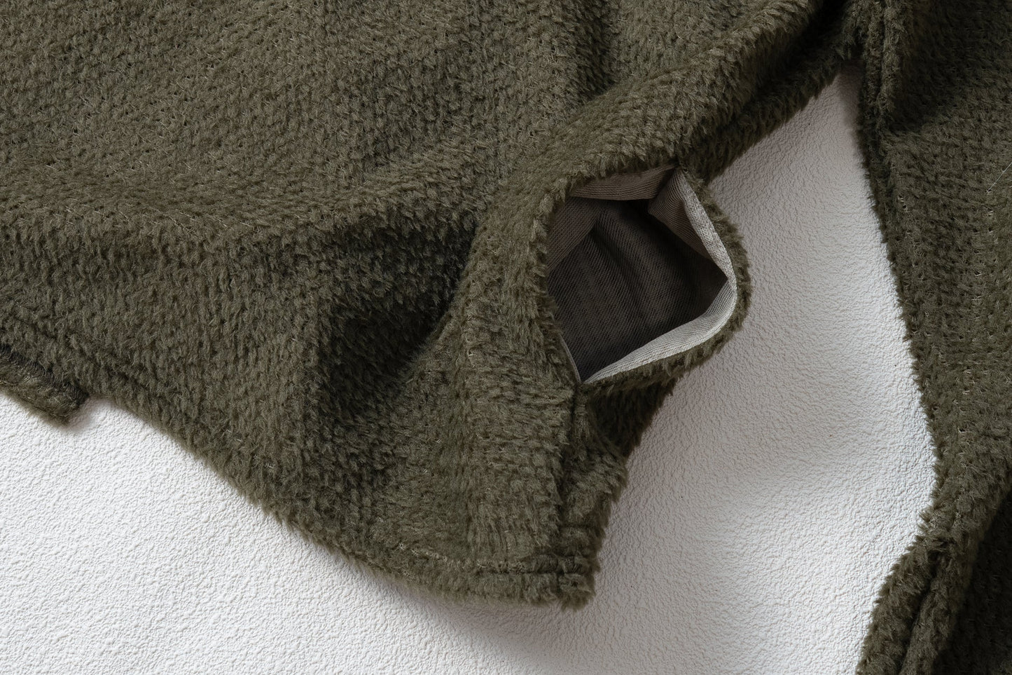 Double Side Cardigan（前後2WAY／背中だけ開放できる/アルファのカーディガン）【ULSUS】