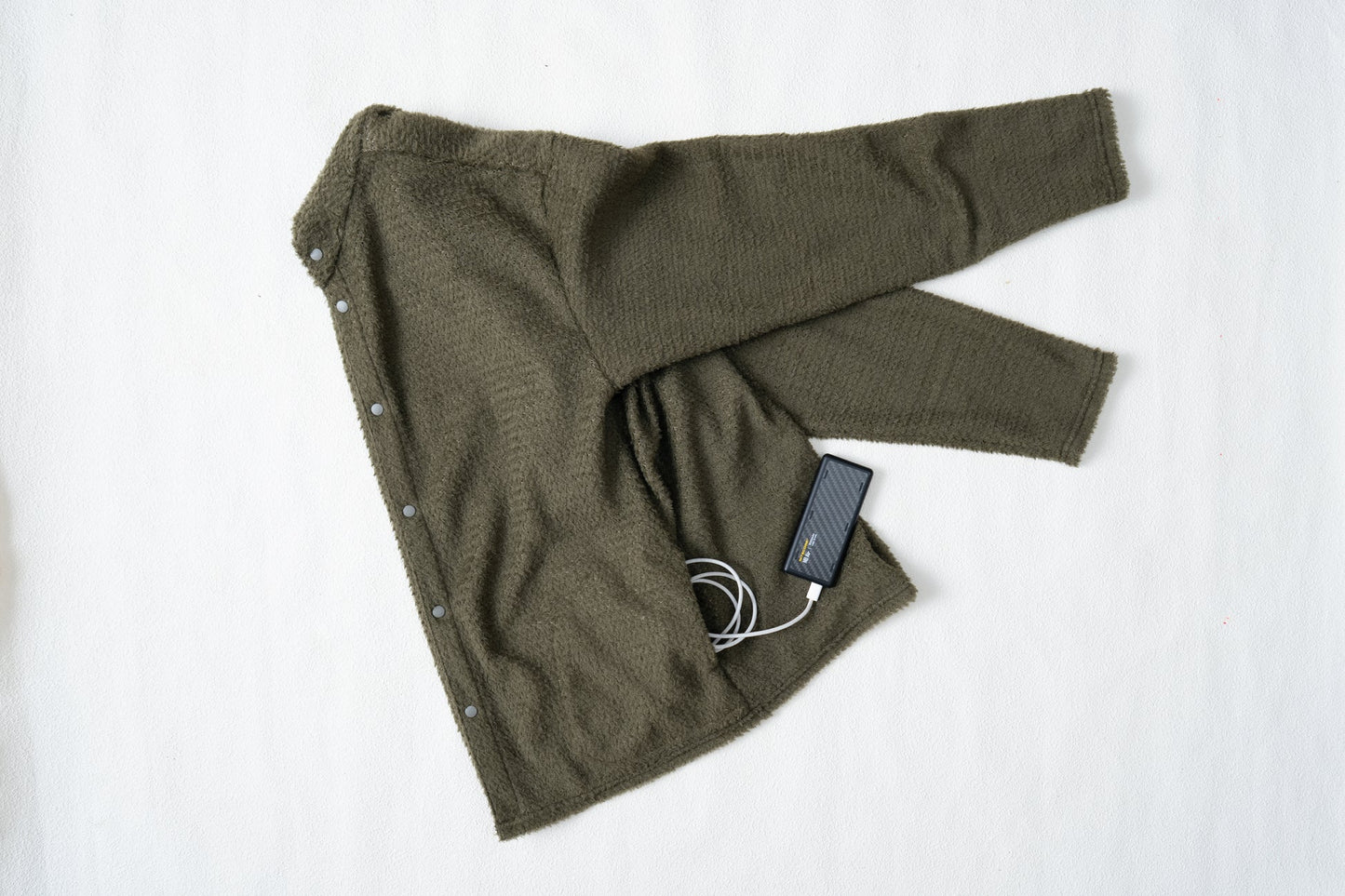 Double Side Cardigan（前後2WAY／背中だけ開放できる/アルファのカーディガン）【ULSUS】