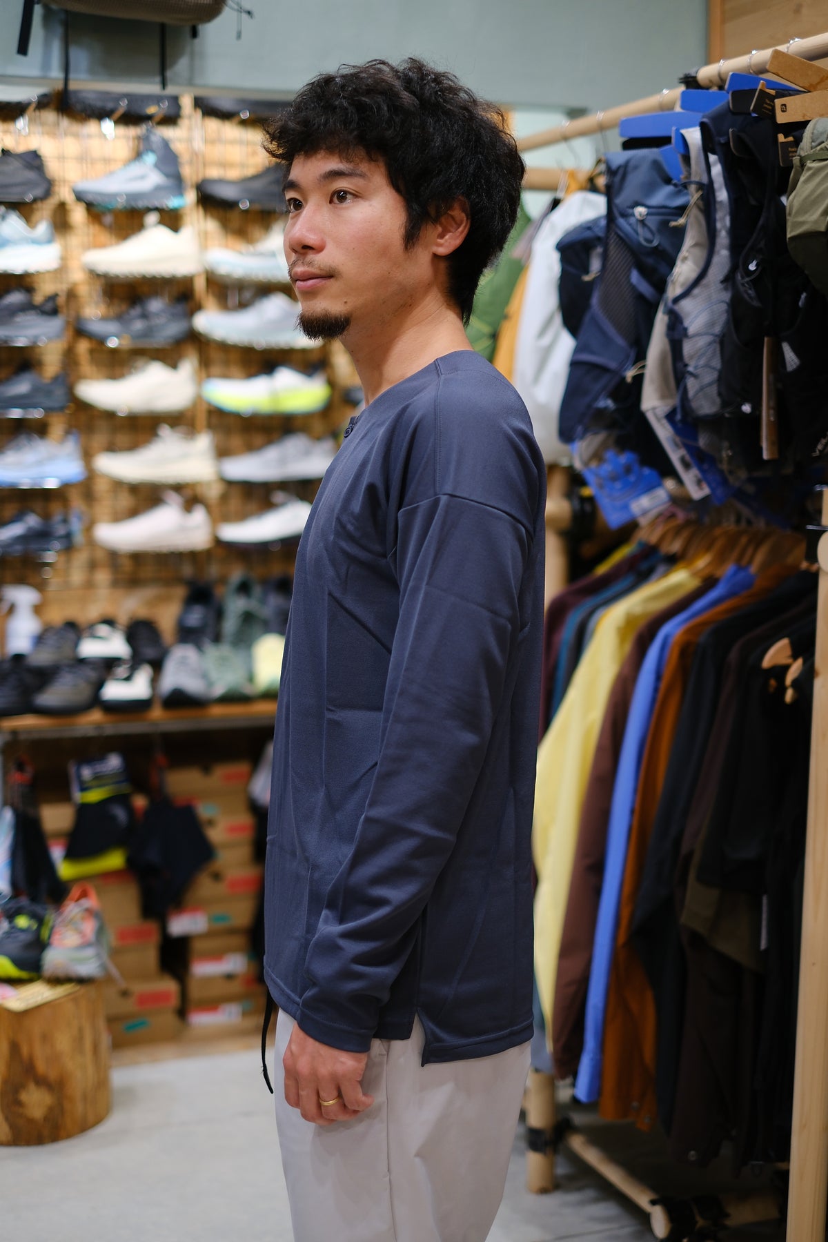 ハチジュウハチヤ 長袖（肌面ウール、表面ポリエステルのTシャツ）【AXESQUIN 凌】