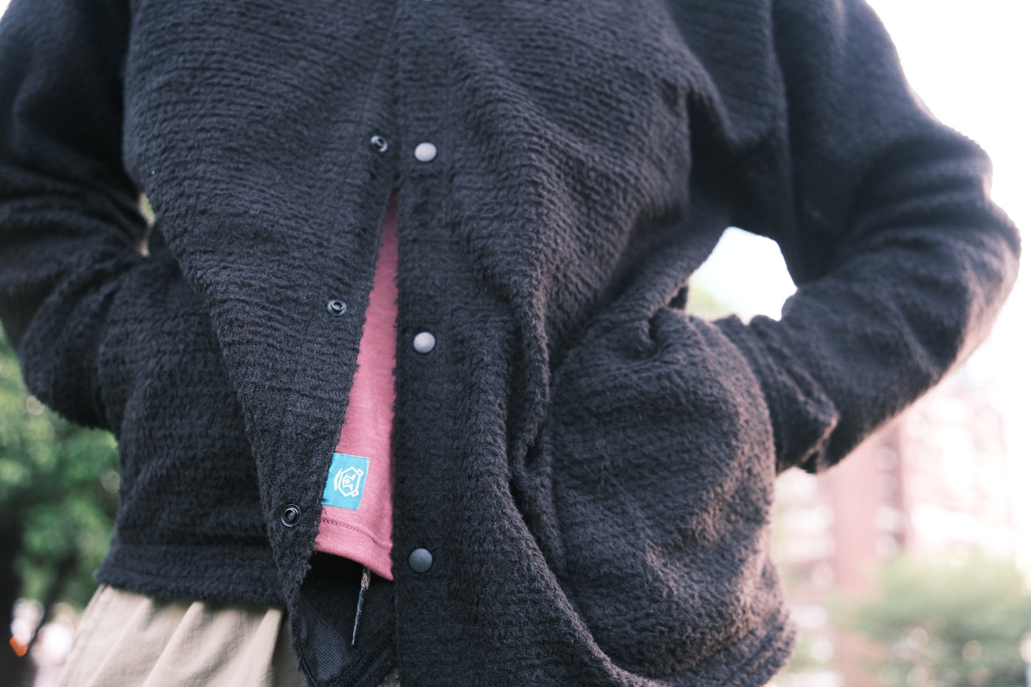 Double Side Cardigan（前後2WAY／背中だけ開放できる/アルファのカーディガン）【ULSUS】