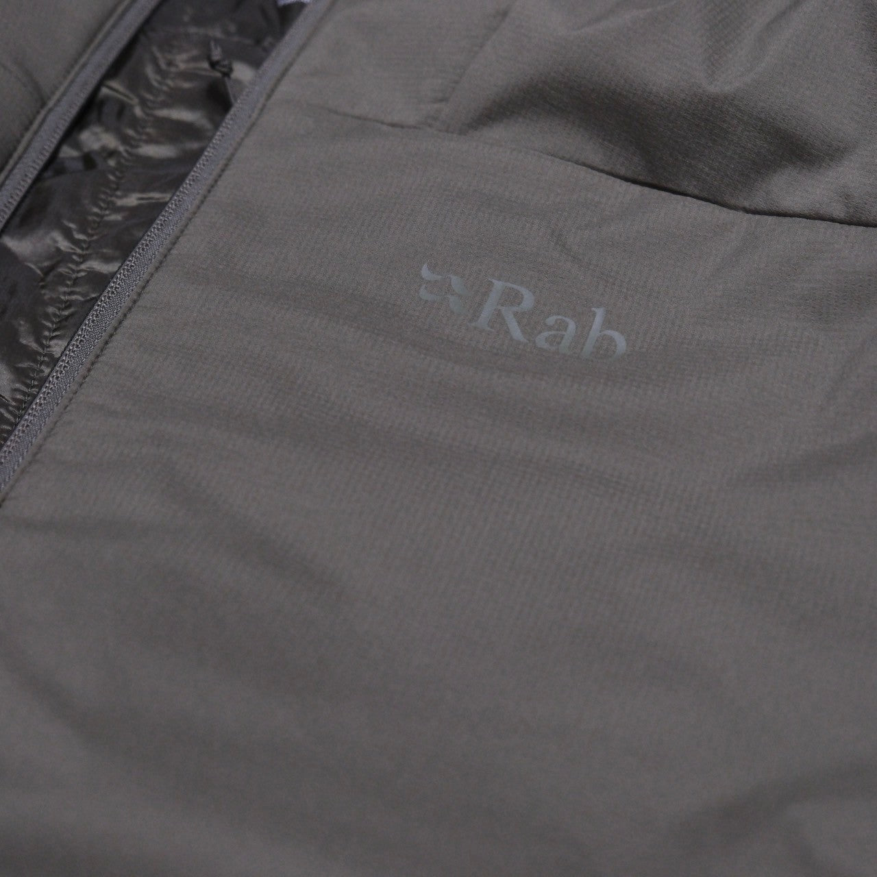 Xenair Alpine Light Jacket Men's（軽量/中綿/断熱）【Rab】