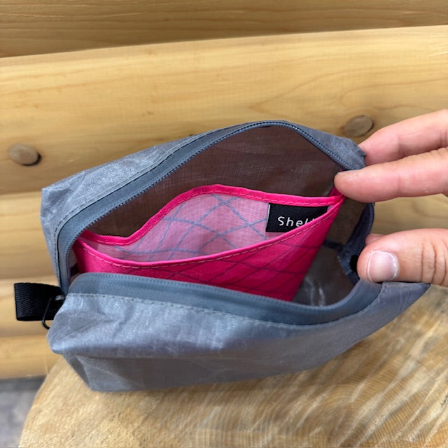 Midi Pouch／DCF（DCF素材の軽量・自立ポーチ）【Shelt