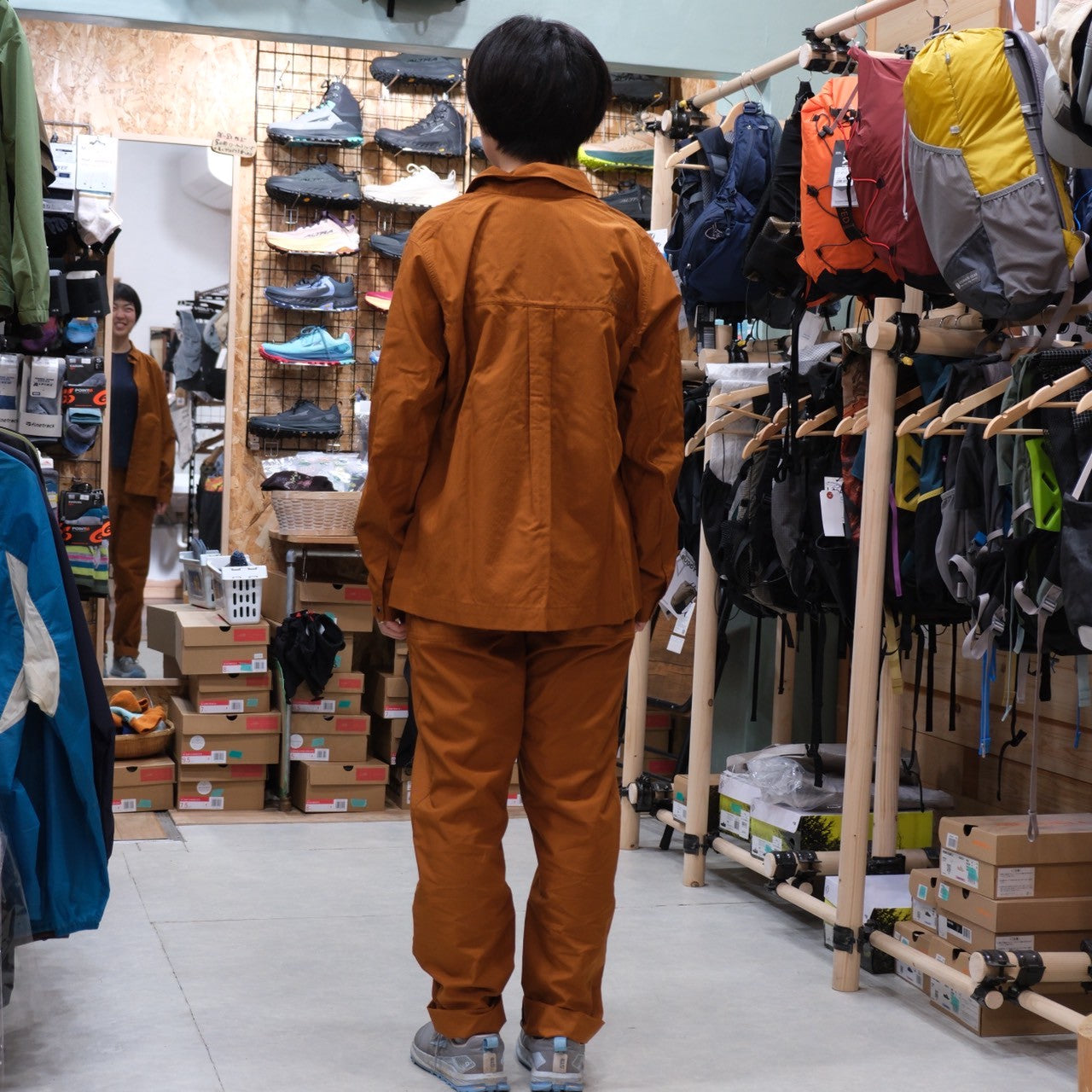 Ws Tree Chore Jacket（山でも街でもタフに使えるシャツジャケット）【HOUDINI】