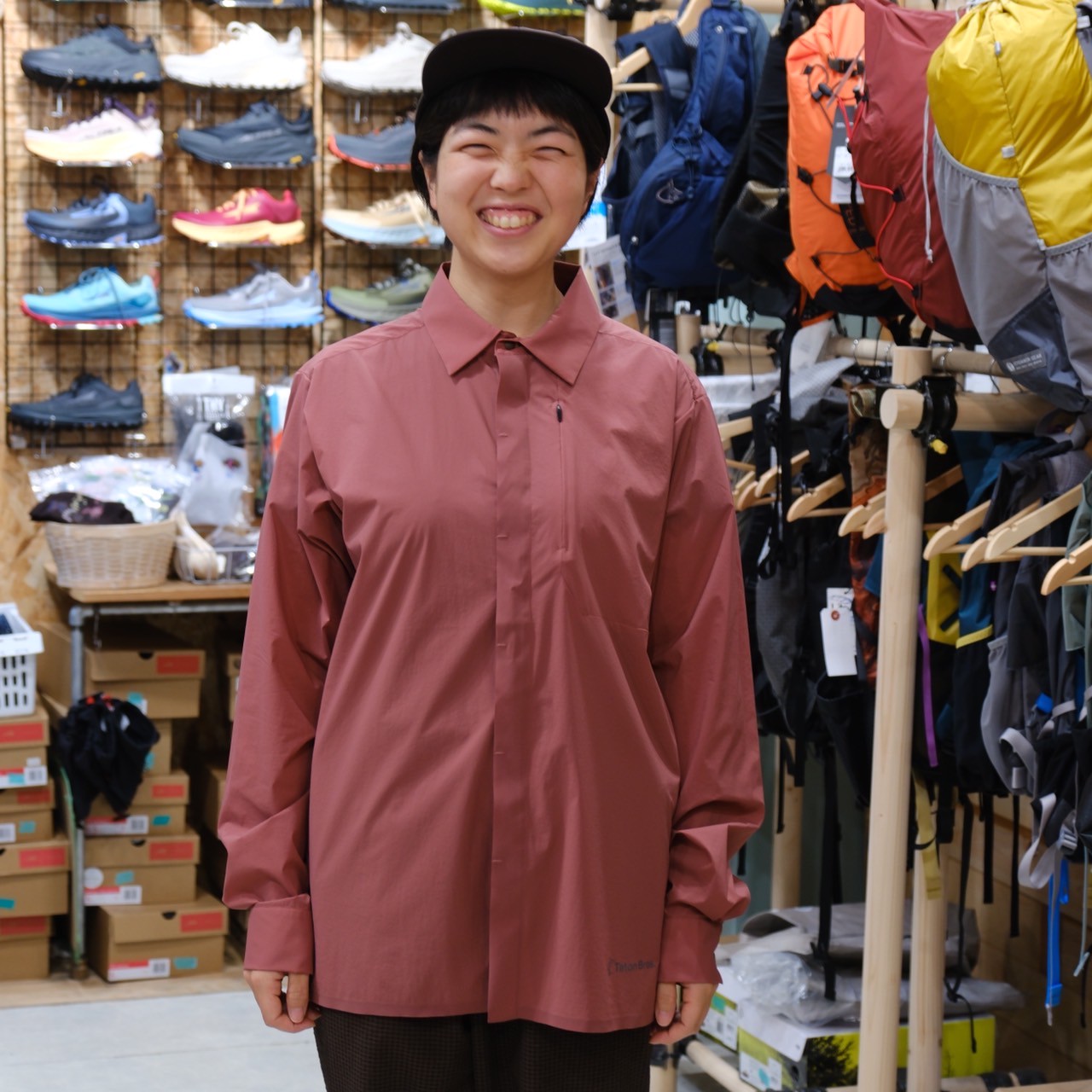 SWEET WATER SHIRT（街でも使えるシャツタイプのウィンドシェル）【Teton Bros.】