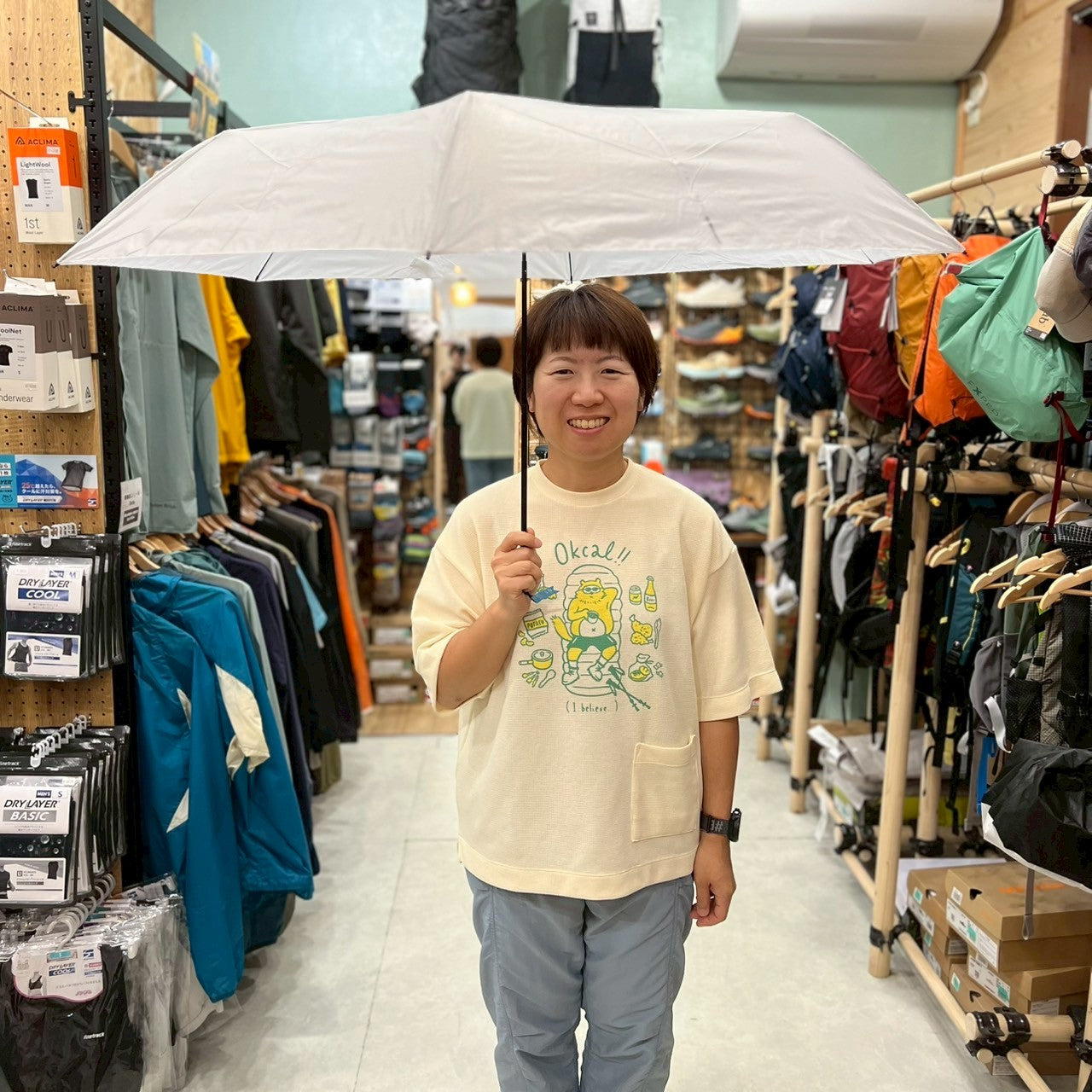 Airy wide U.L. umbrella（超軽量大型折り畳み傘）【EVERNEW】