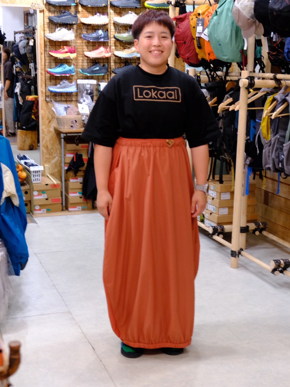 オクタのアグラスカート（あぐらをかけるマルチ防寒具）【SANKAKU STAND×AXESQUIN】