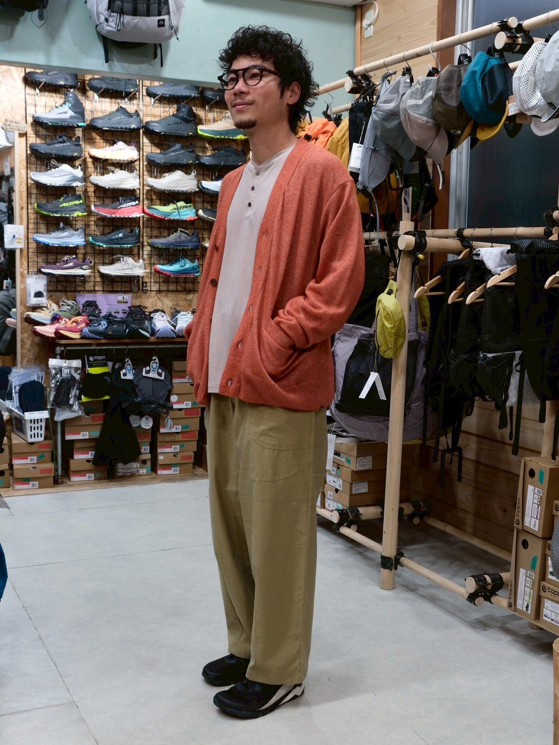 ヴィンテージナイロンのカーブパンツ【AXESQUIN ELEMENTS】