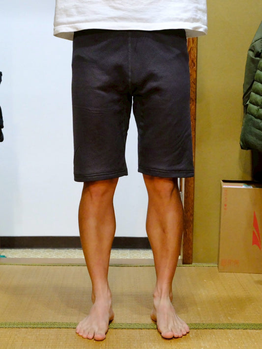 TAKIASEZOKU オクタハーフパンツ（膝の引っ掛かりが気にならない防寒用タイツ）【SANKAKU STAND × 凌】