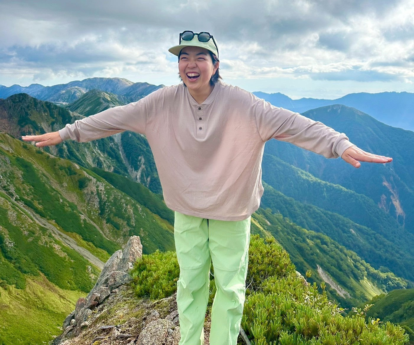 Manta Flow Shirt（マンタのようなワイドシルエットのメリノTシャツ）【SANKAKU STAND ×［sn］】