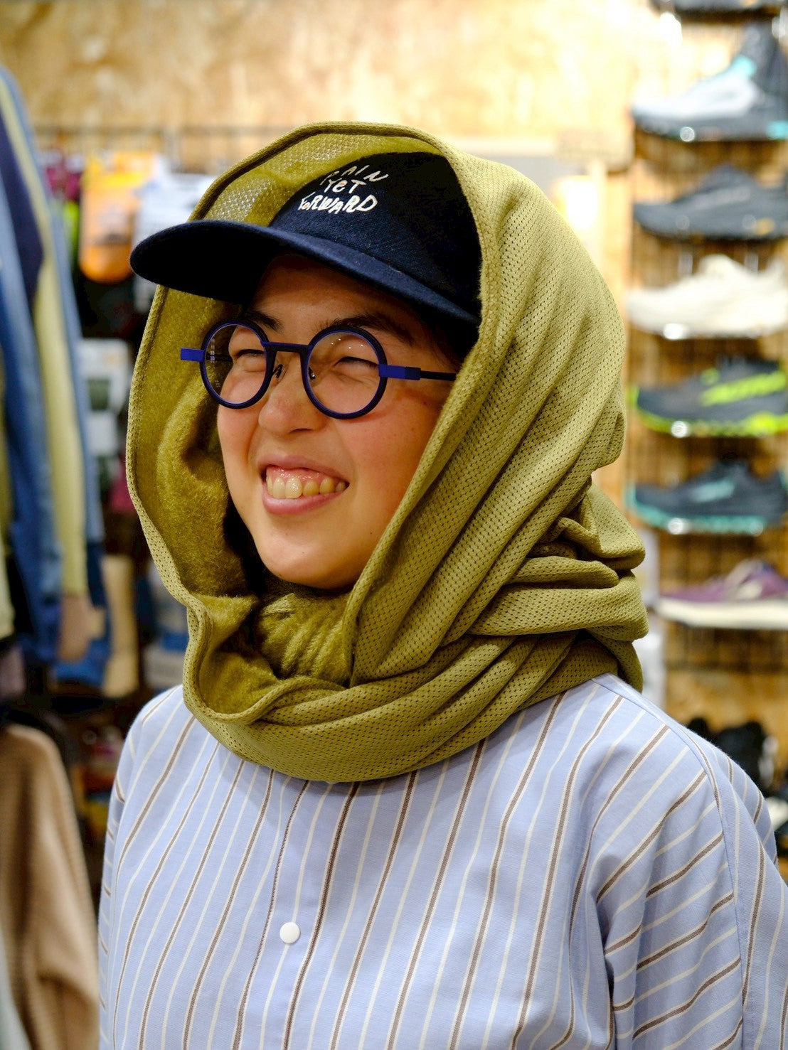 ネックウォーマー – SANKAKU STAND