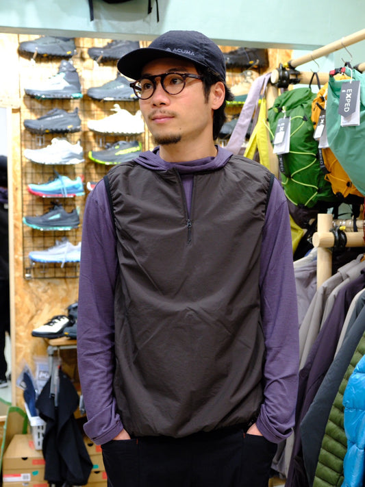 ORBIT WINTER VEST（前面内側にオクタ・肌離れの良いシェル素材のベスト）【STATIC】