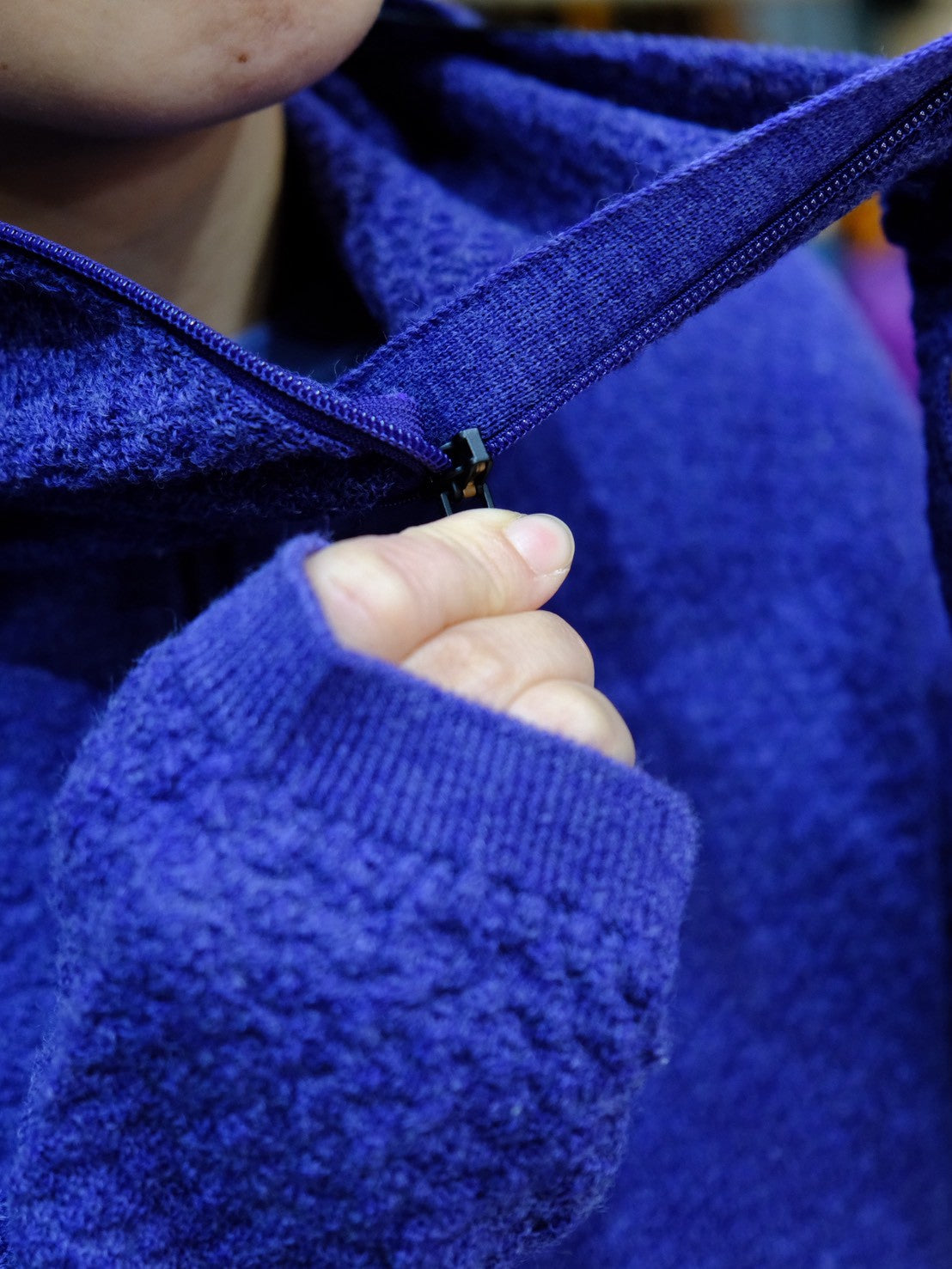 WUNDERWEAR シームレスハーフジップフーディー（メリノ70％ / ポリ30％のバラクラバフード付きウェア）【BRING】