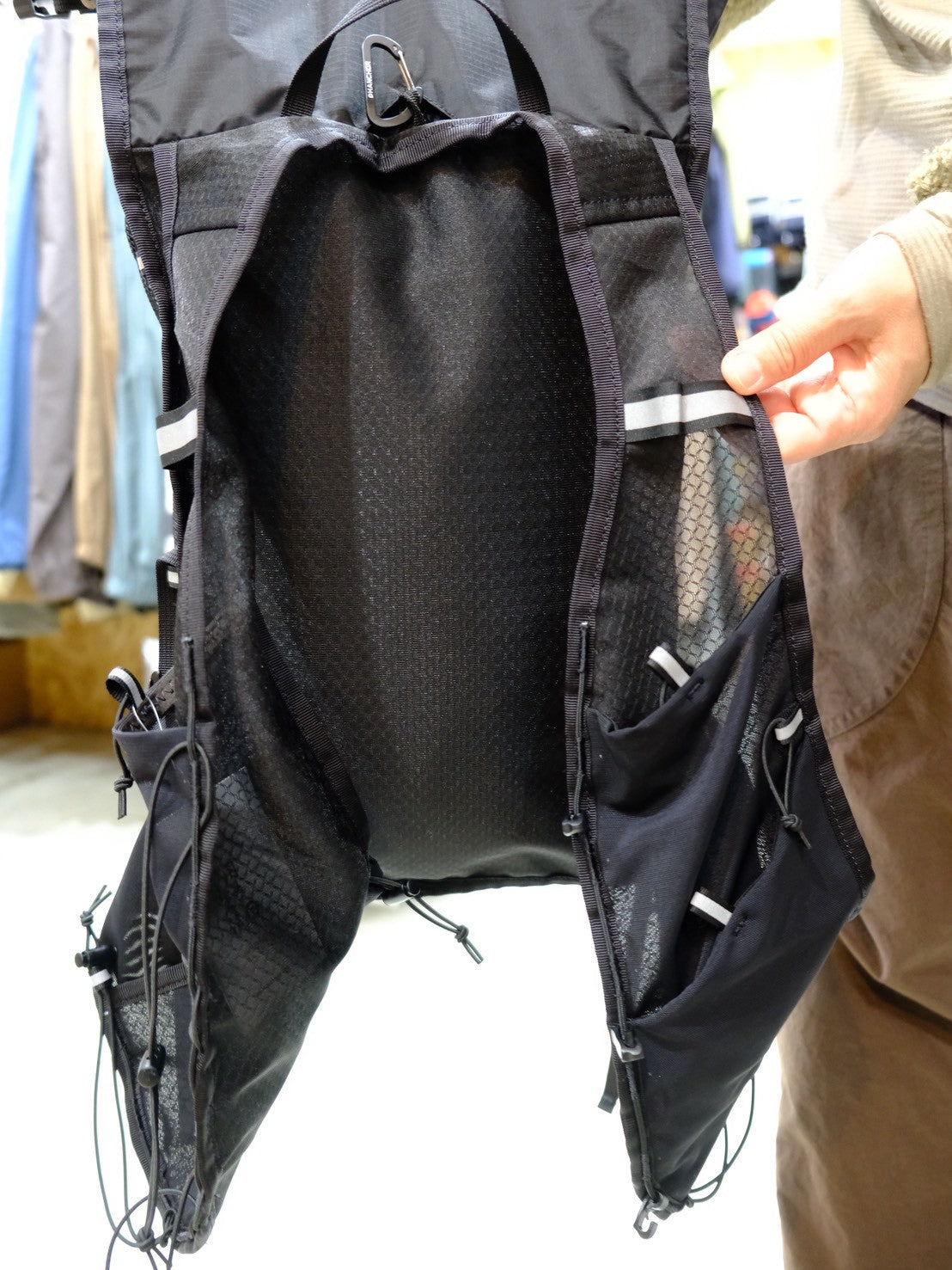 MONSOON Trail Running Hydration Vest Pack（トレラン、ファストハイクにオススメ／ベスト型バックパック）【HANCHOR 】