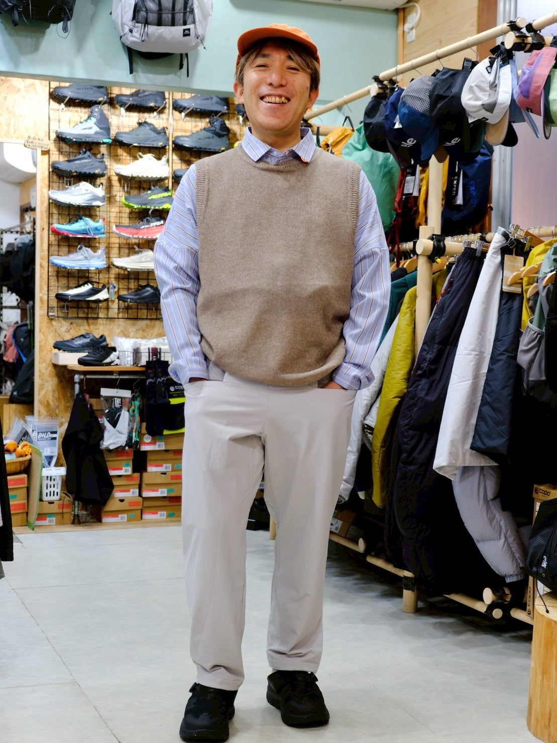 ROAR VEST【SANKAKU STAND × STATICBLOOM】