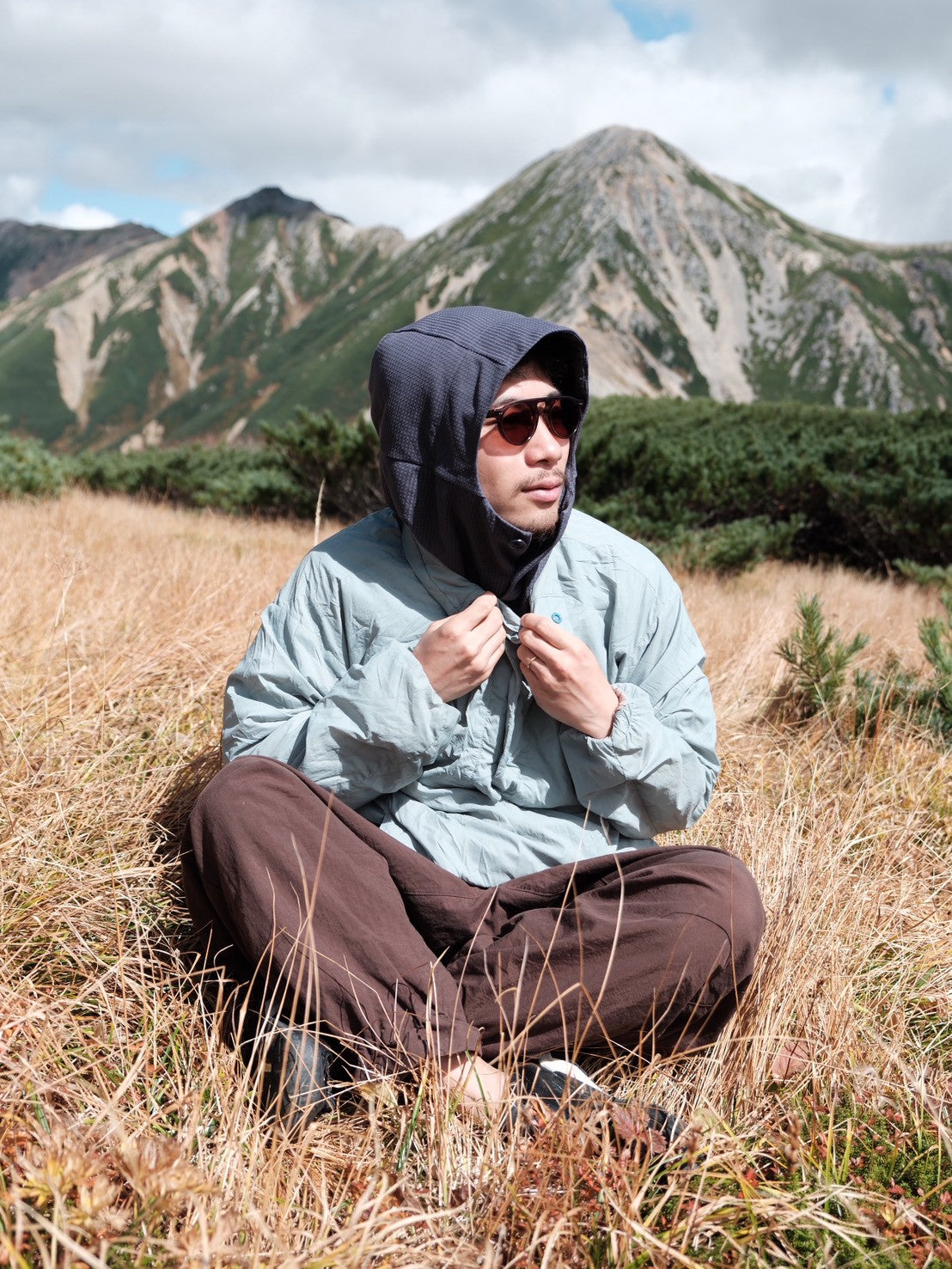 WOW！Jacket【SANKAKU STAND × AXESQUIN】