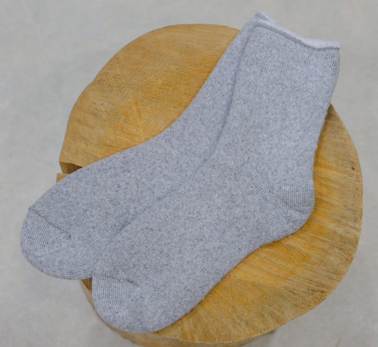 断熱ウールソックス（山小屋・テント泊・ご自宅で）【YOUstandard】