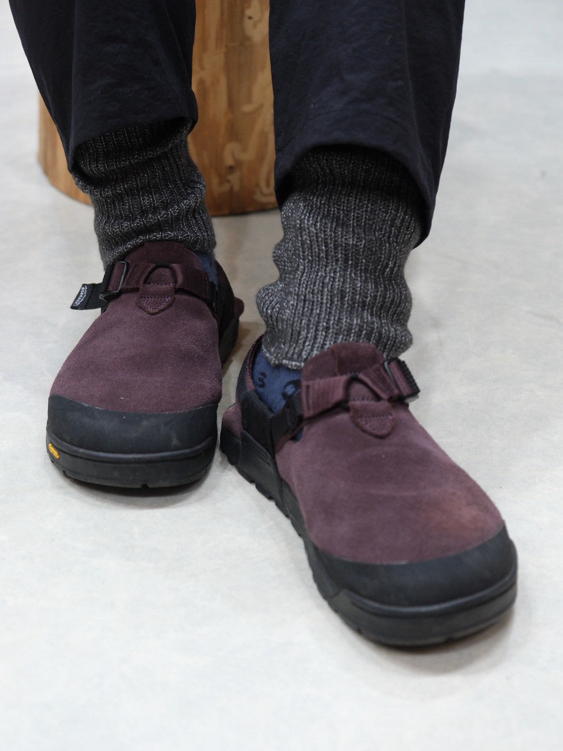 ROAR LEG WARMER【SANKAKU STAND】