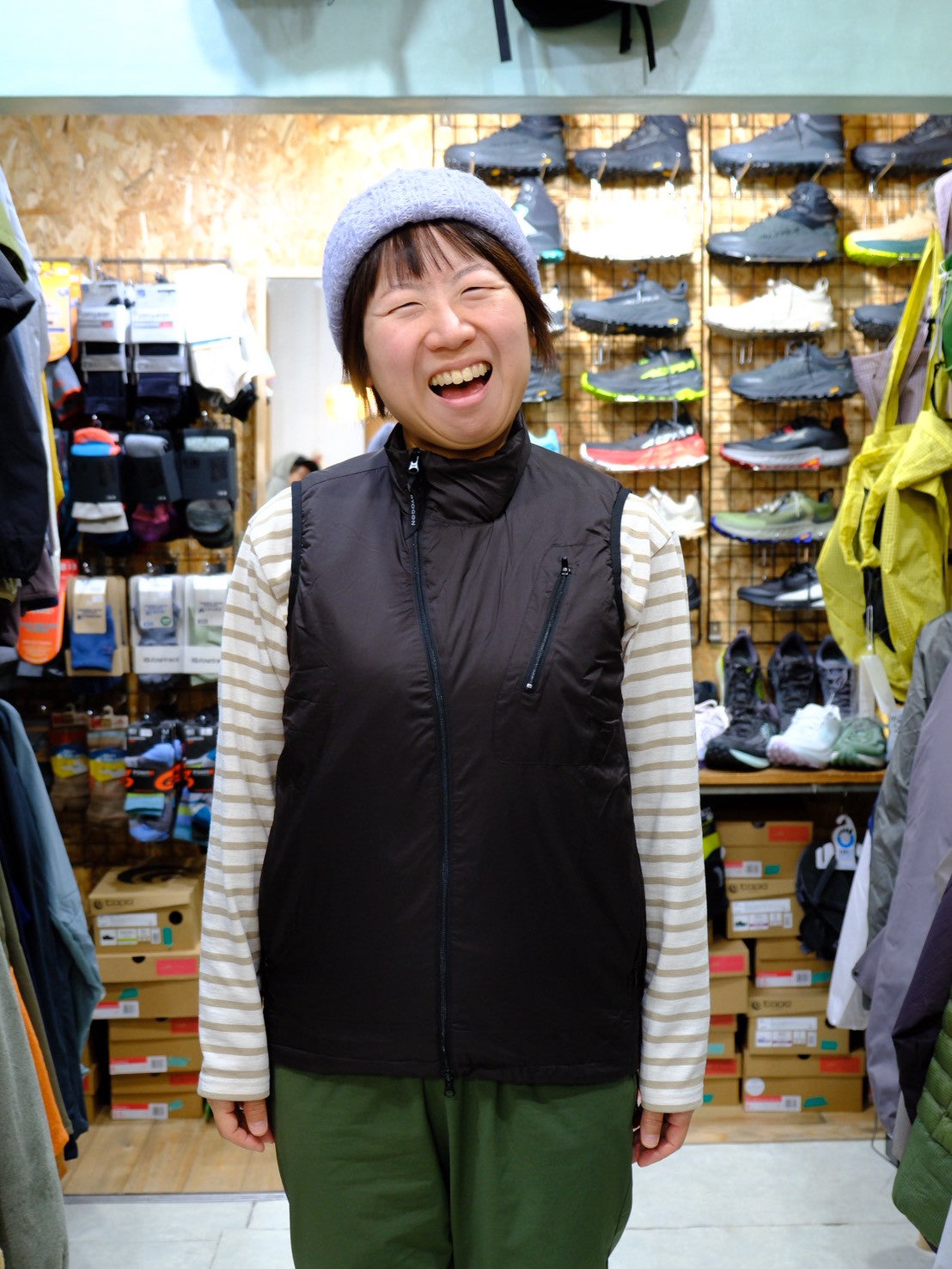 LIT PUFF VEST（軽量／化繊中綿ベスト）【RYOGEN】