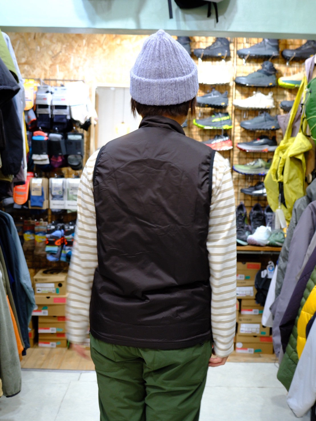 LIT PUFF VEST（軽量／化繊中綿ベスト）【RYOGEN】