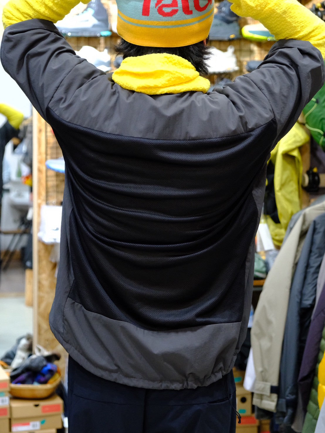 ADRIFT TEE WITH SHELL（オクタ＋シェル素材でアウター使用もできる半袖）【STATIC】