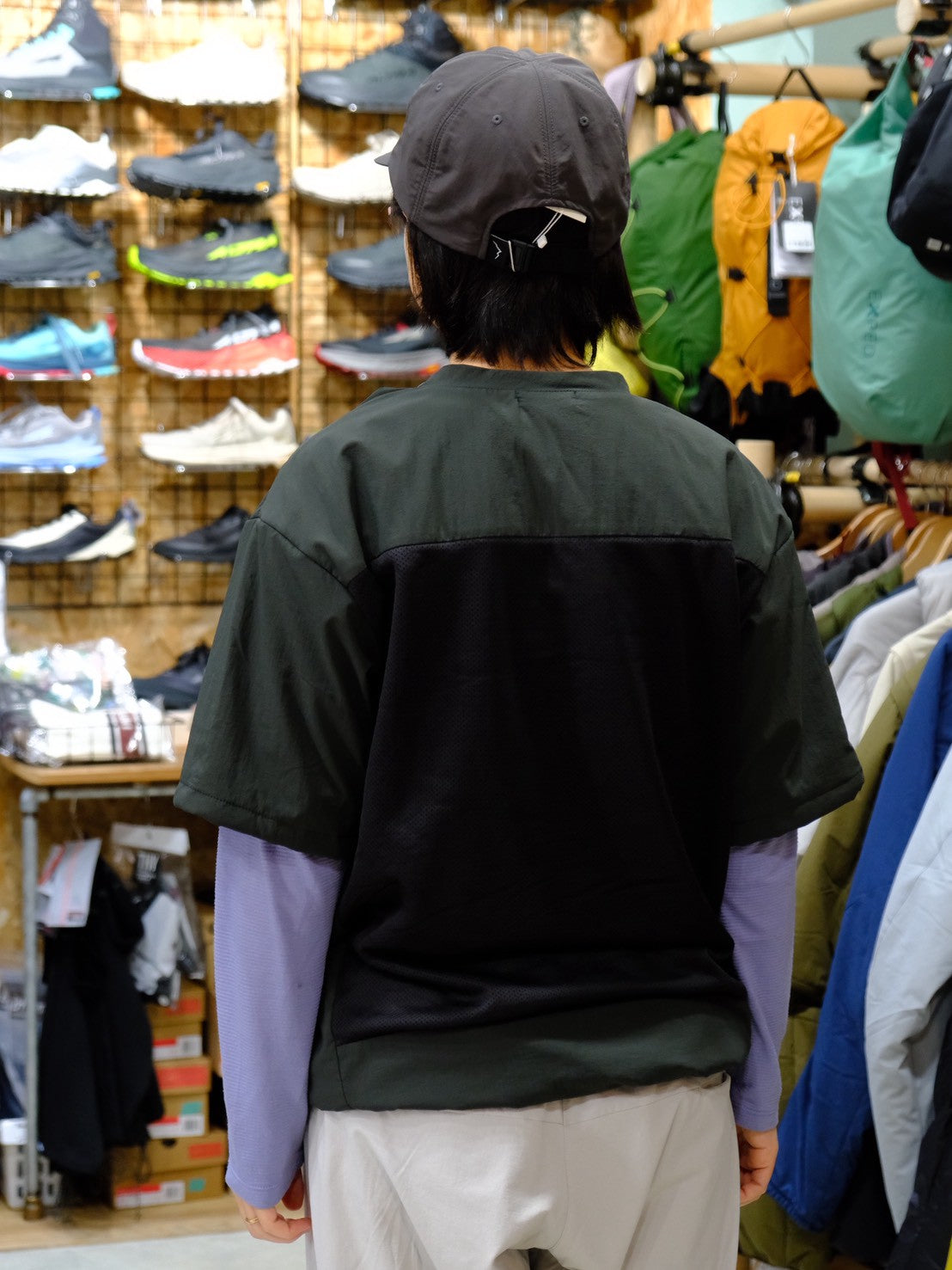 ADRIFT TEE WITH SHELL（オクタ＋シェル素材でアウター使用もできる半袖）【STATIC】