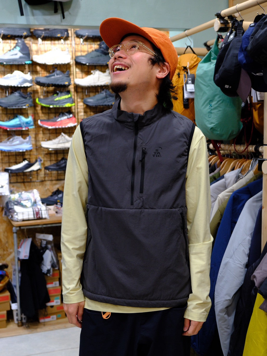 ADRIFT VEST WITH SHELL（オクタ＋シェル素材でアウター使用もできるベスト）【STATIC】