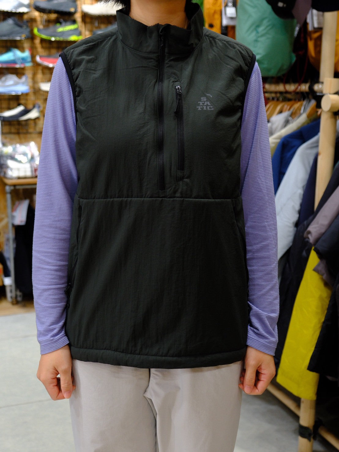 ADRIFT VEST WITH SHELL（オクタ＋シェル素材でアウター使用もできるベスト）【STATIC】