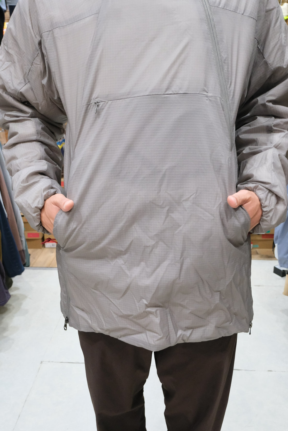 ヨヒヤミ〈2025FW〉（ウール中綿のインシュレーション）【AXESQUIN凌】