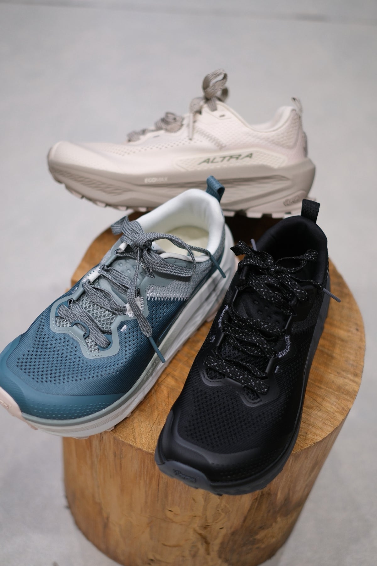OLYMPUS 7 W's（軽量・クッション性・安定感）【ALTRA】