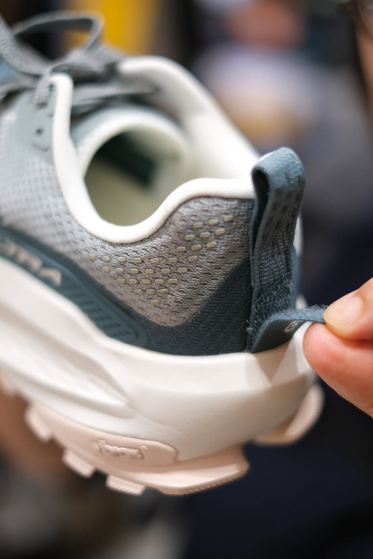 OLYMPUS 7 M's（軽量・クッション性・安定感）【ALTRA】