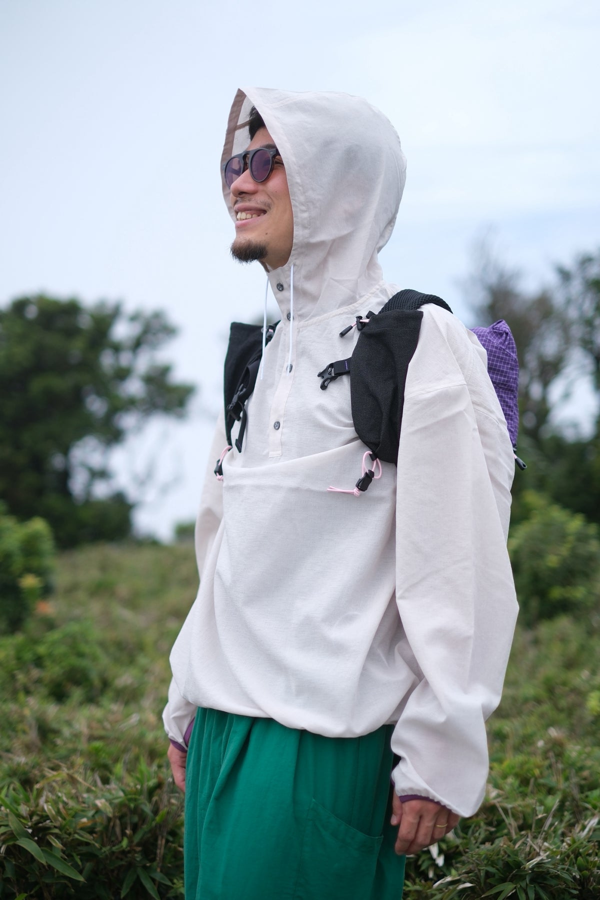 Tell Tell Light Hoody【SANKAKU STAND】
