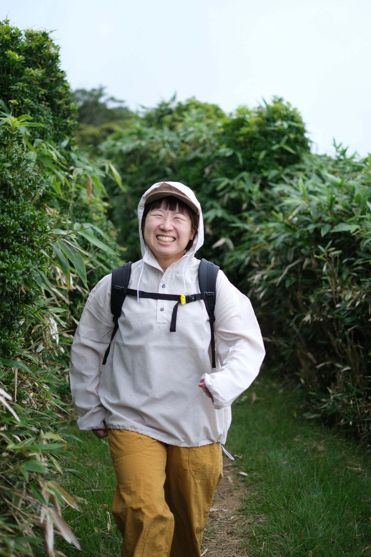 Tell Tell Light Hoody【SANKAKU STAND】