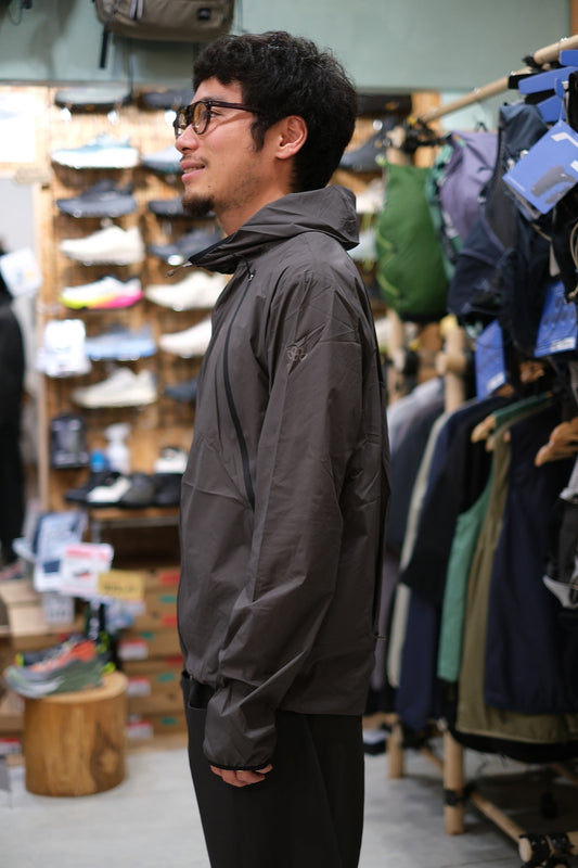 Wind River Pod Hoody Men's（バックパックの上から背負えるフーディ）【Teton Bros.】
