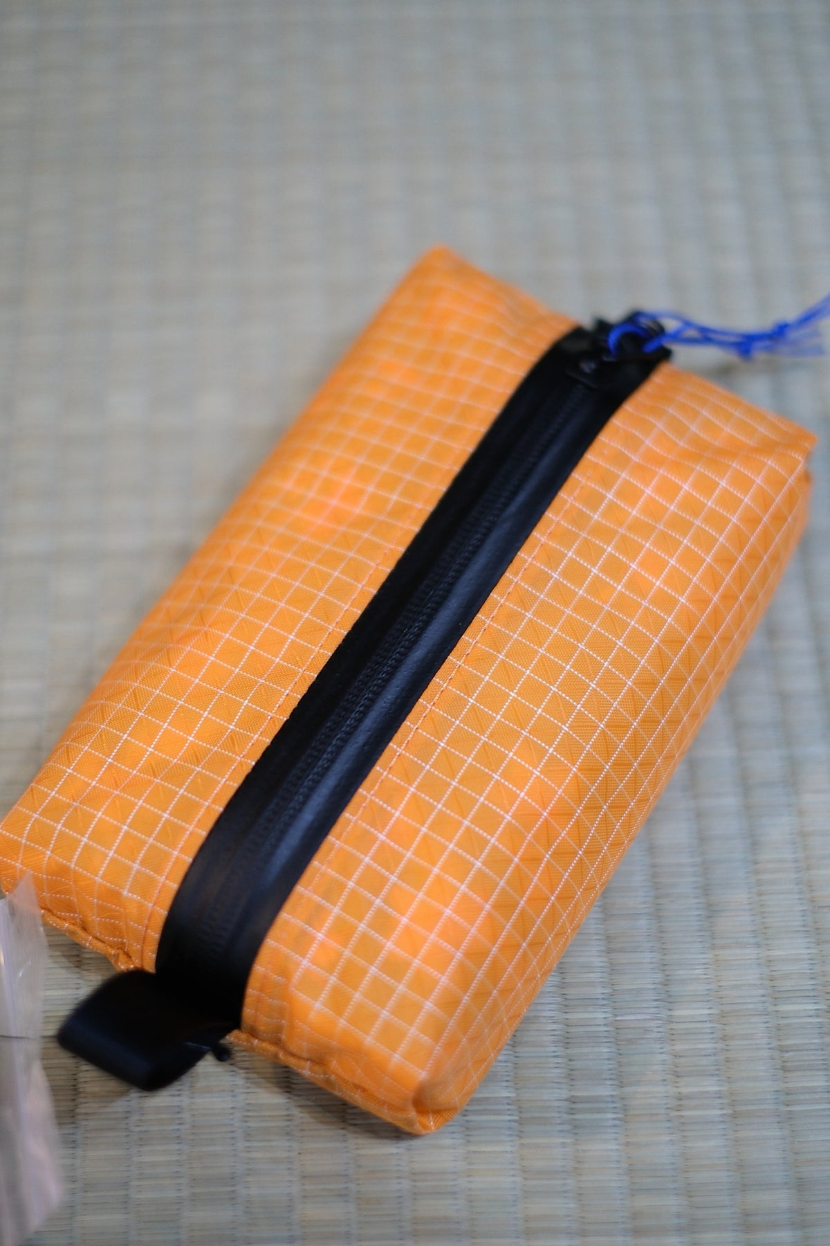 狼の皮を被った羊（ソフトパックタイプのティッシュ専用ケース）【Light Sewing Machine】