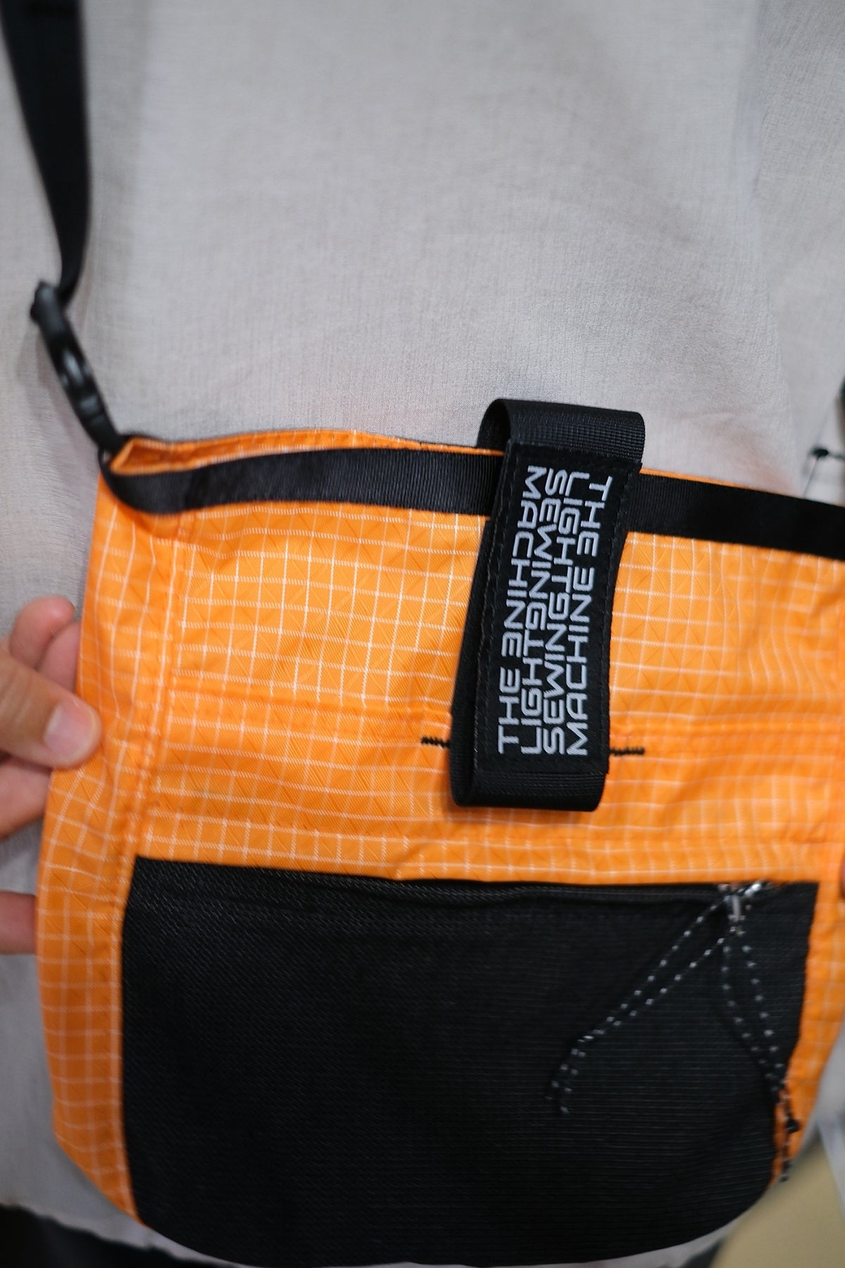 New Age,（物の出し入れがしやすいサコッシュ）【Light Sewing Machine】