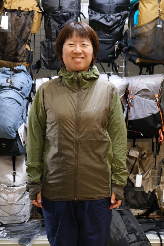 HPPE Wind Hoody（ウォッチウインドウ付き/手首に小銭や鍵が入るポケット）【Teton Bros.】