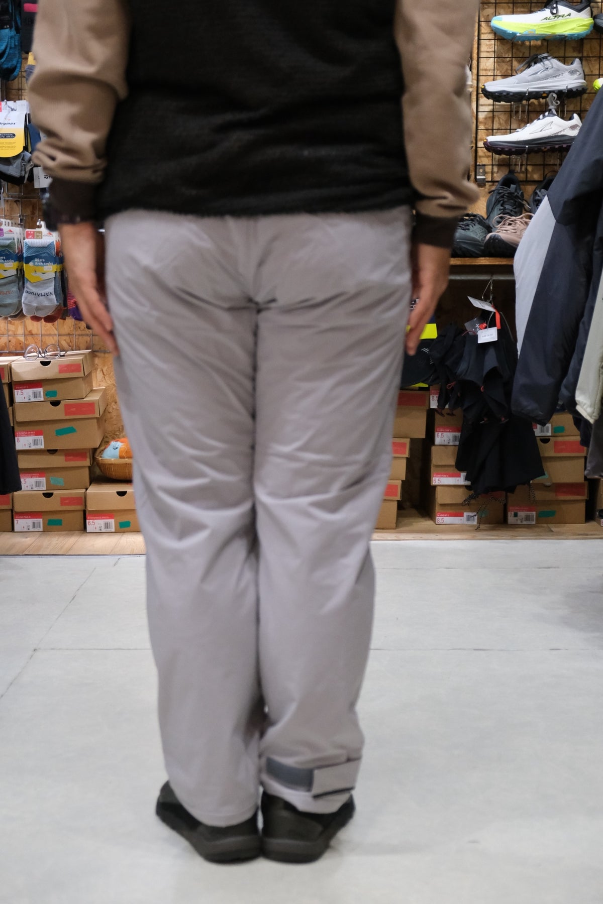 HIKE & BIKE JOGGER PANTS（裏地オクタの軽量あったかパンツ）【PAPERSKY】