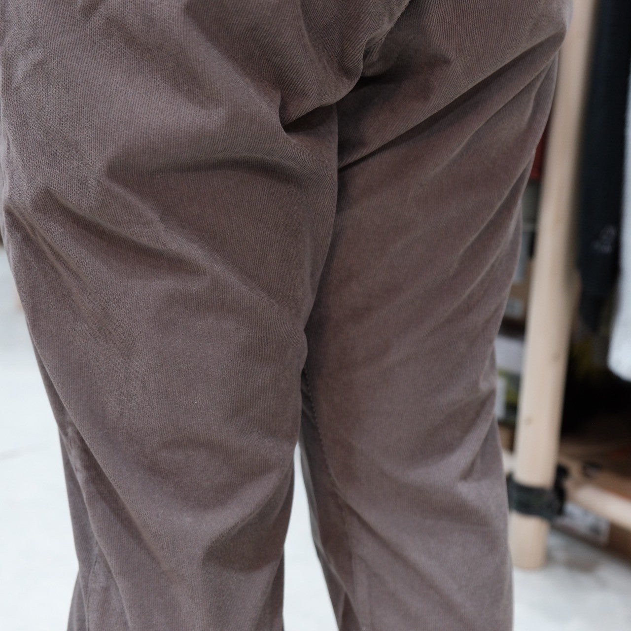 HIKE＆BIKE CAVE CORDUROY JOGGER PANTS【PAPERSKY】