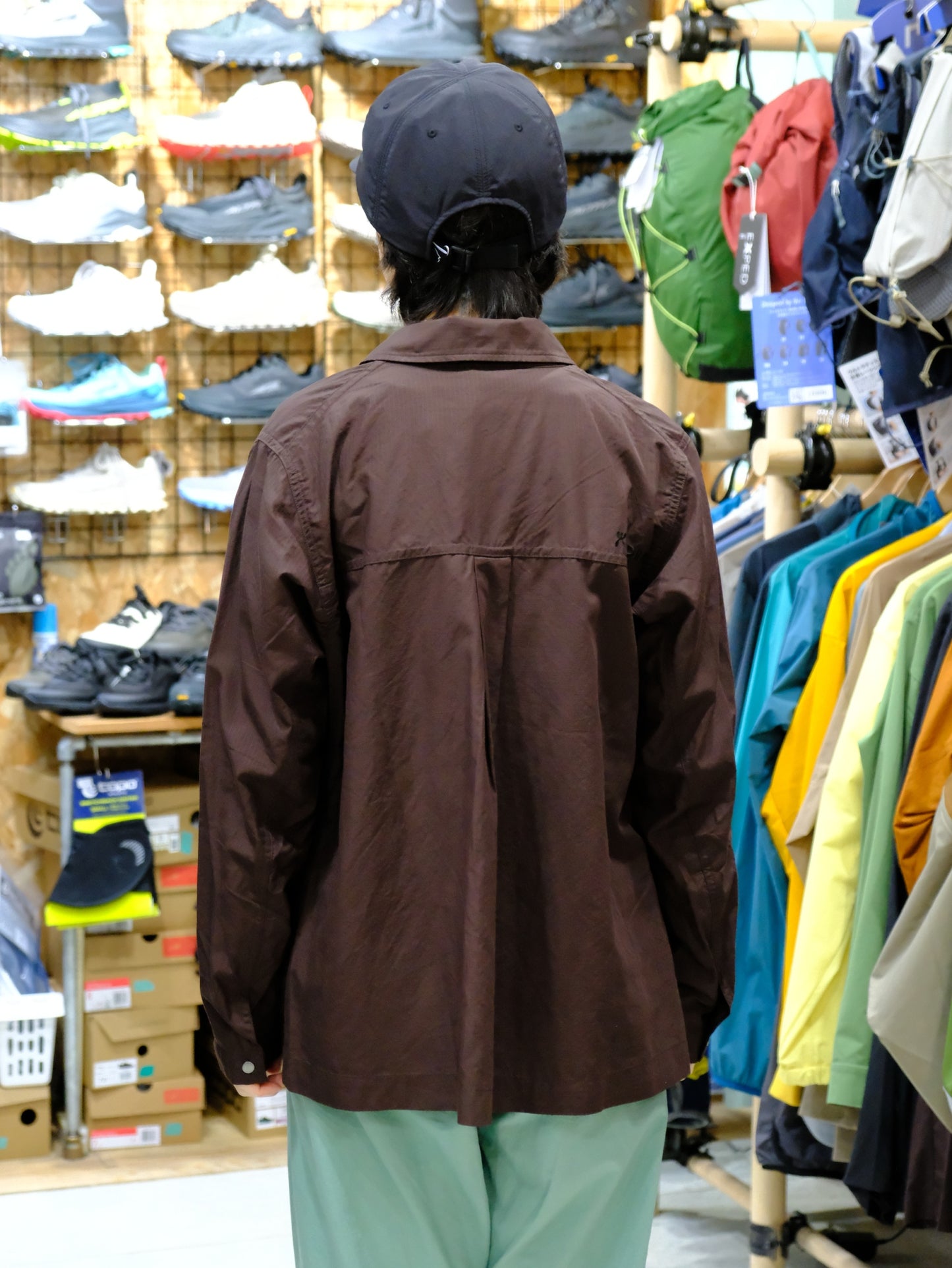 Ws Tree Chore Jacket（山でも街でもタフに使えるシャツジャケット）【HOUDINI】