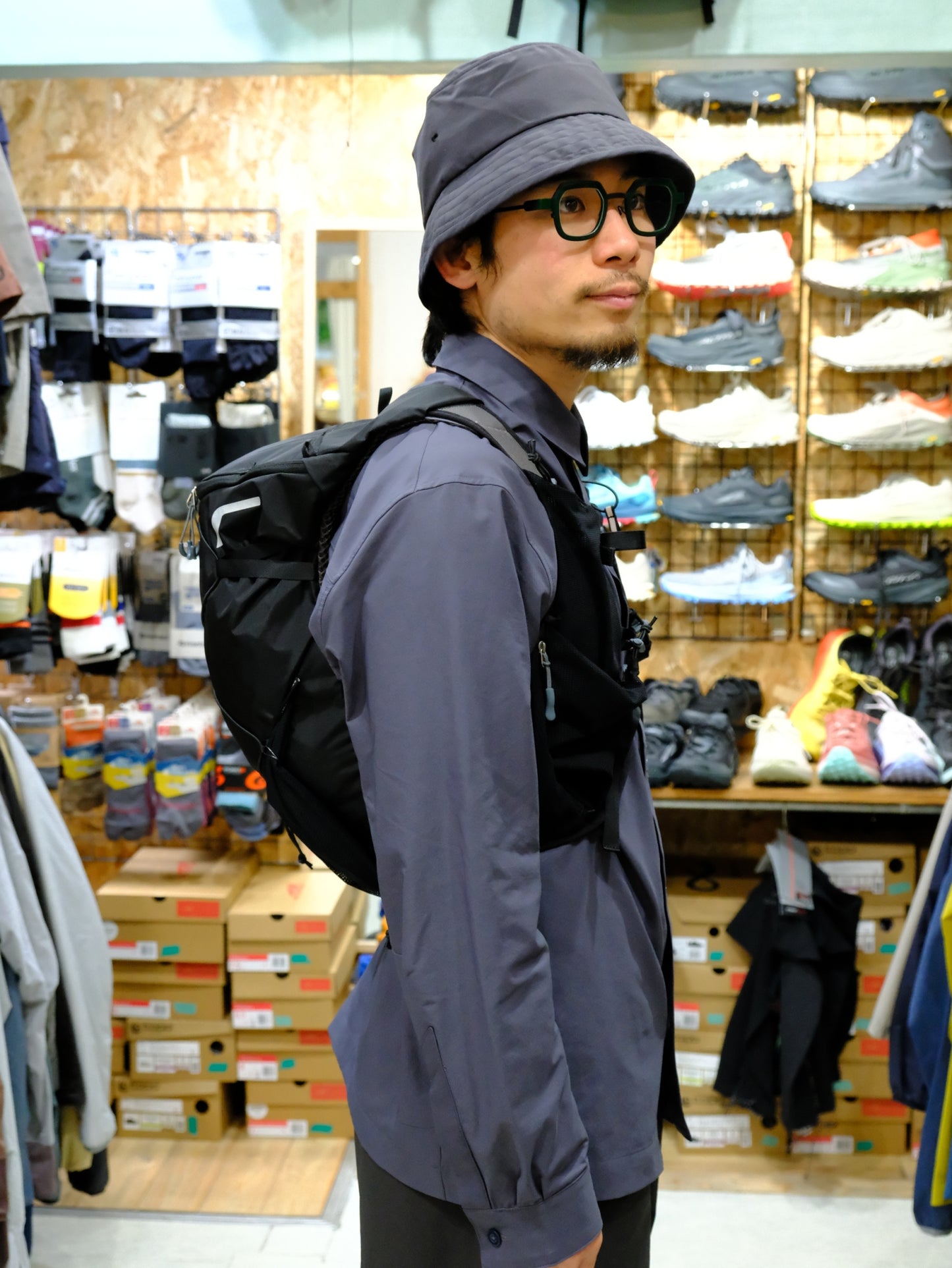 RUSH 11R 2026春モデル（12L/日帰り登山やアタックザックにも便利）【PAAGO WORKS】
